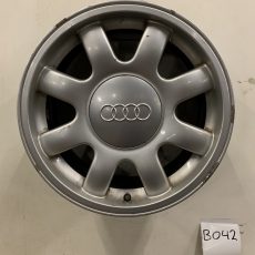 Complete Set Audi  15 inch velgen