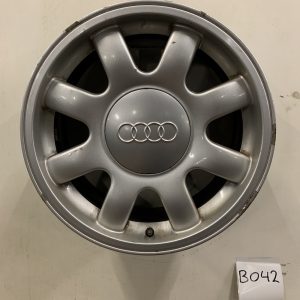 Complete Set Audi  15 inch velgen